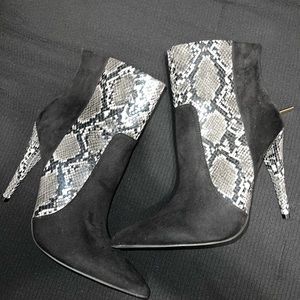 Black/snakeskin boot heels
